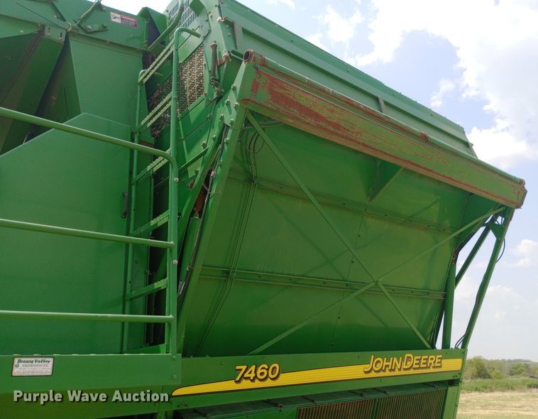 image for item NY9382 2005 John Deere 7460 cotton stripper