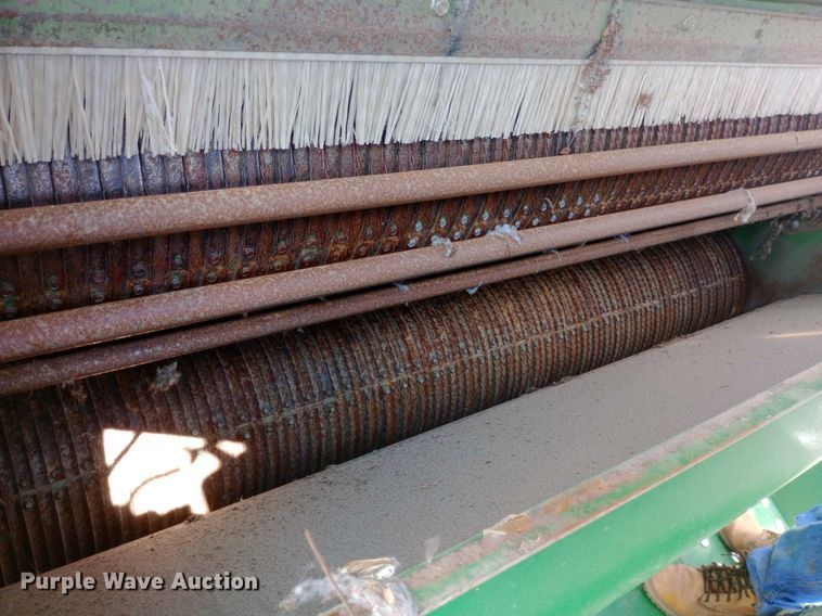 image for item NY9382 2005 John Deere 7460 cotton stripper