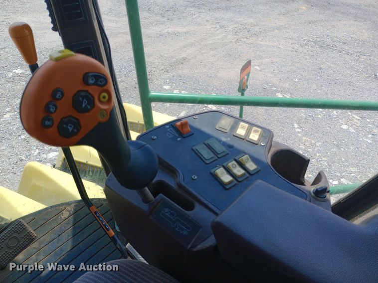 image for item NY9382 2005 John Deere 7460 cotton stripper