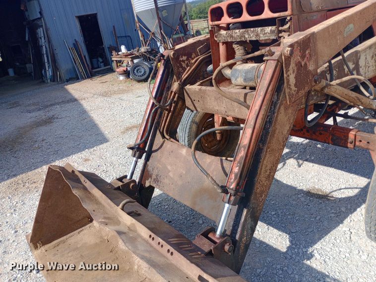 image for item NY9398 Allis-Chalmers tractor