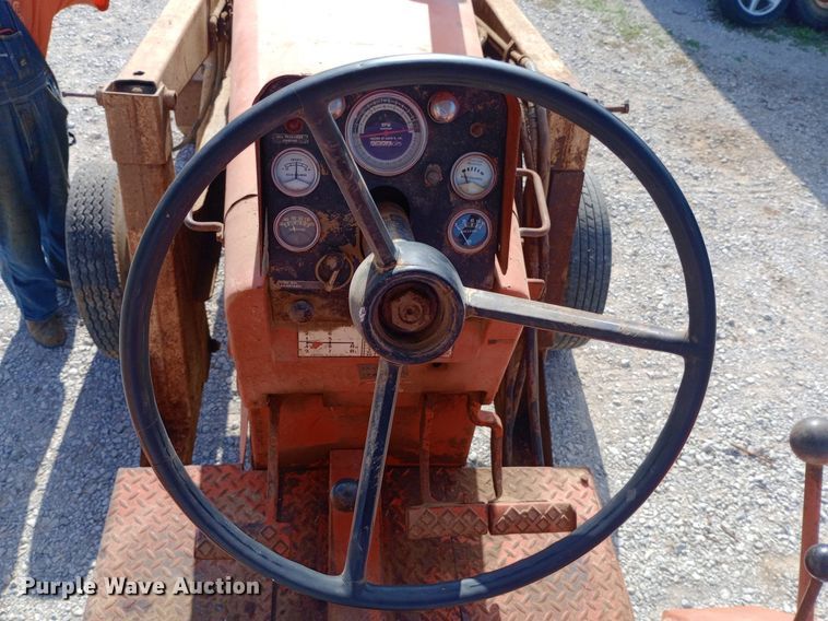 image for item NY9398 Allis-Chalmers tractor