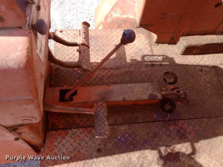 image for item NY9398 Allis-Chalmers tractor