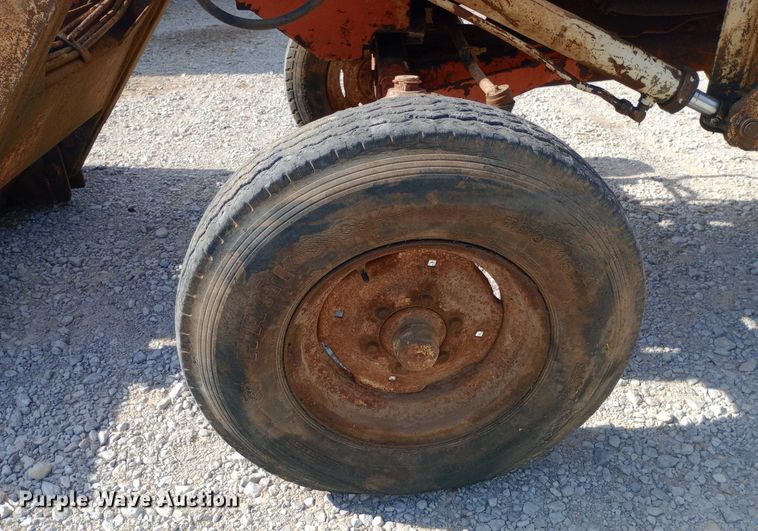 image for item NY9398 Allis-Chalmers tractor