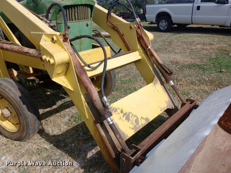 image for item NY9400 1962 John Deere 4010 tractor