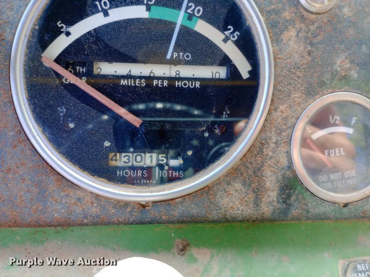 image for item NY9400 1962 John Deere 4010 tractor