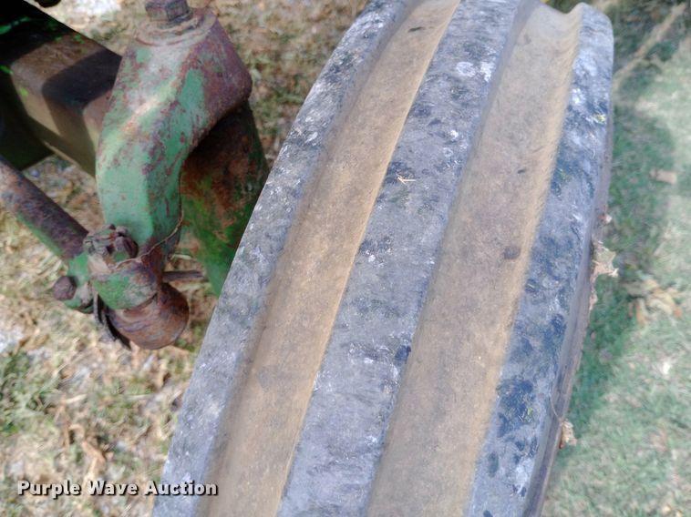 image for item NY9400 1962 John Deere 4010 tractor