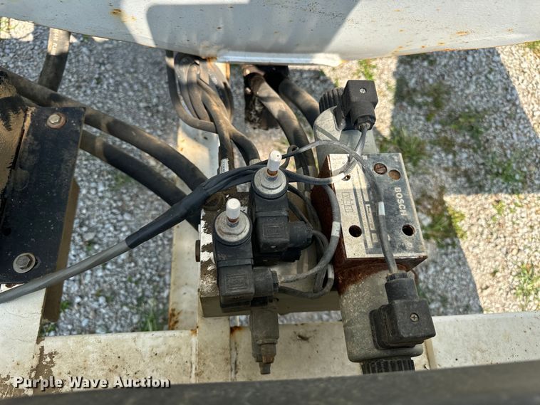 image for item OG9590 2002 Grain Weigh Par-Kan  GW-150 seed tender trailer