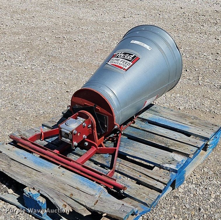 image for item OJ9756 Kasco M12 broadcast spreader