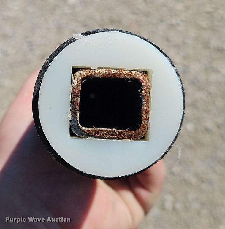 image for item OJ9756 Kasco M12 broadcast spreader