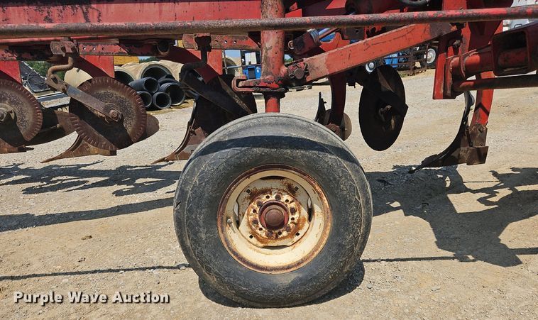 image for item OJ9779 International  ten bottom plow