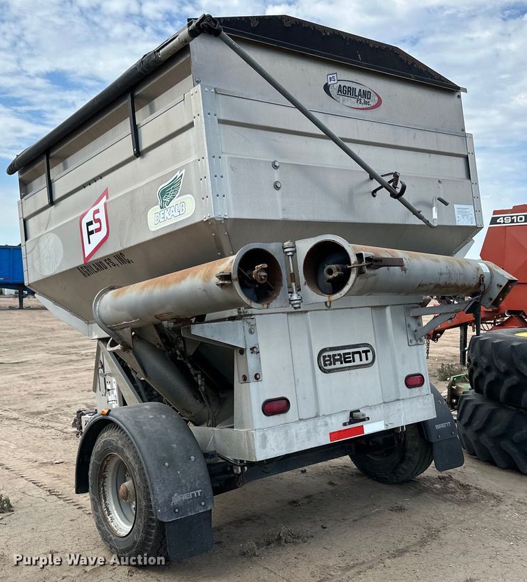 image for item OM9508 Unverferth fertilizer tender