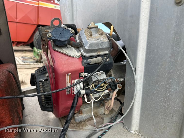 image for item OM9508 Unverferth fertilizer tender