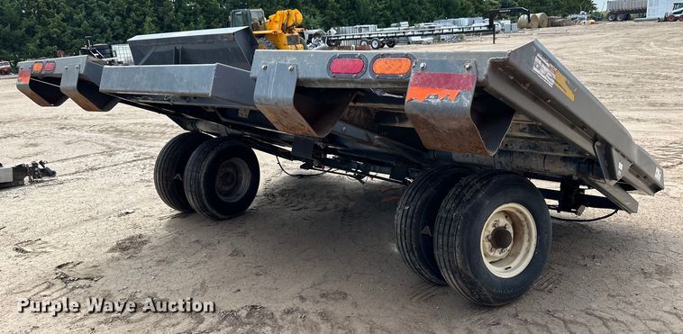 image for item OM9509 Bale accumulator