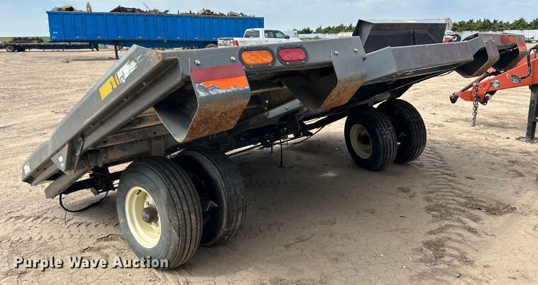 image for item OM9509 Bale accumulator