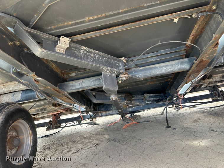 image for item OM9509 Bale accumulator