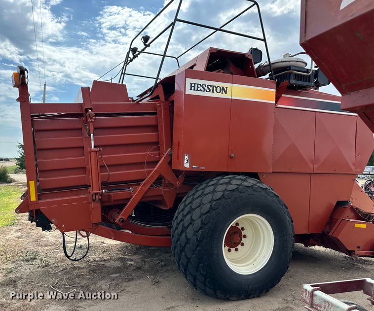 image for item OM9510 2005 Hesston 4910 large square baler
