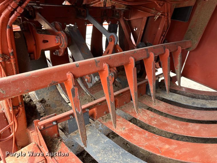 image for item OM9510 2005 Hesston 4910 large square baler