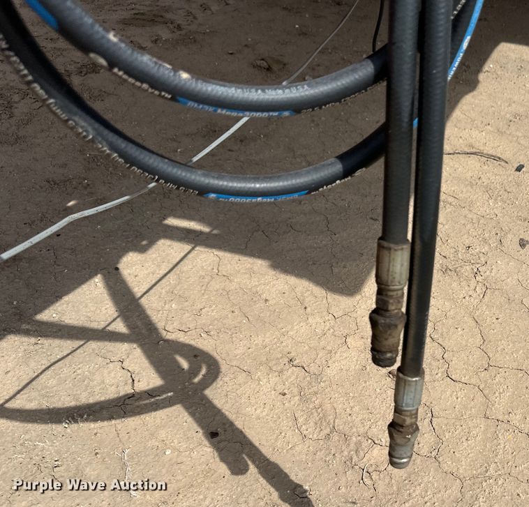 image for item OM9512 Meyer manure spreader