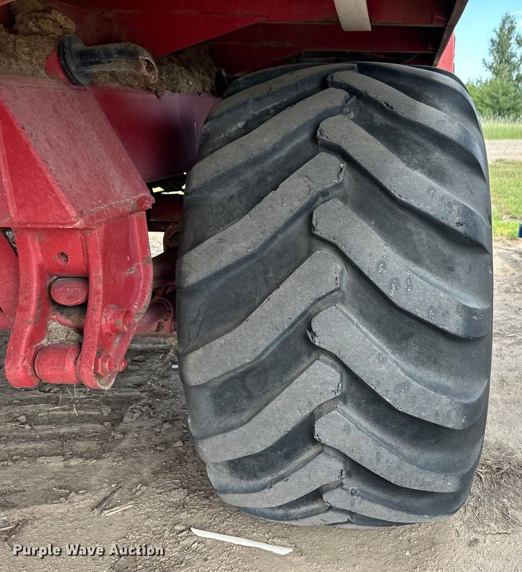 image for item OM9512 Meyer manure spreader