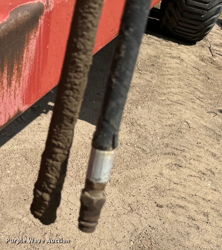 image for item OM9513 Meyer manure spreader