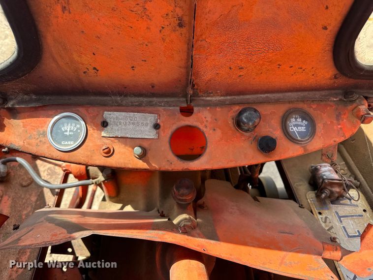image for item OM9514 1954 Case 500 tractor