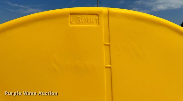 image for item OM9522 Shop built nurse tank trailer