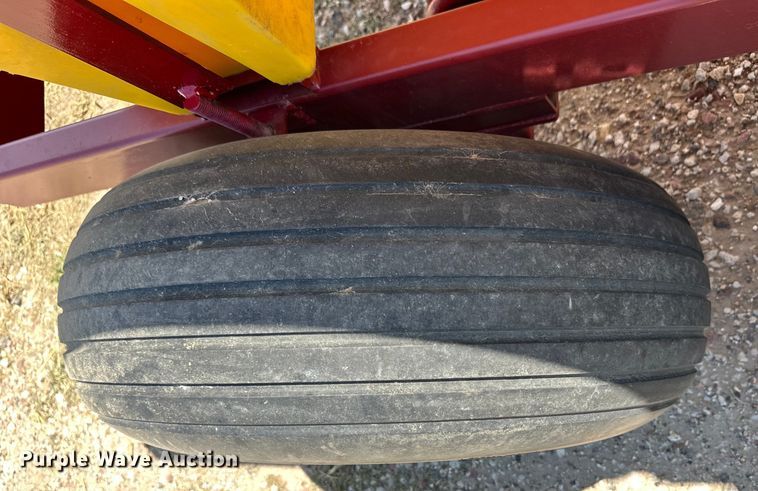 image for item OM9522 Shop built nurse tank trailer