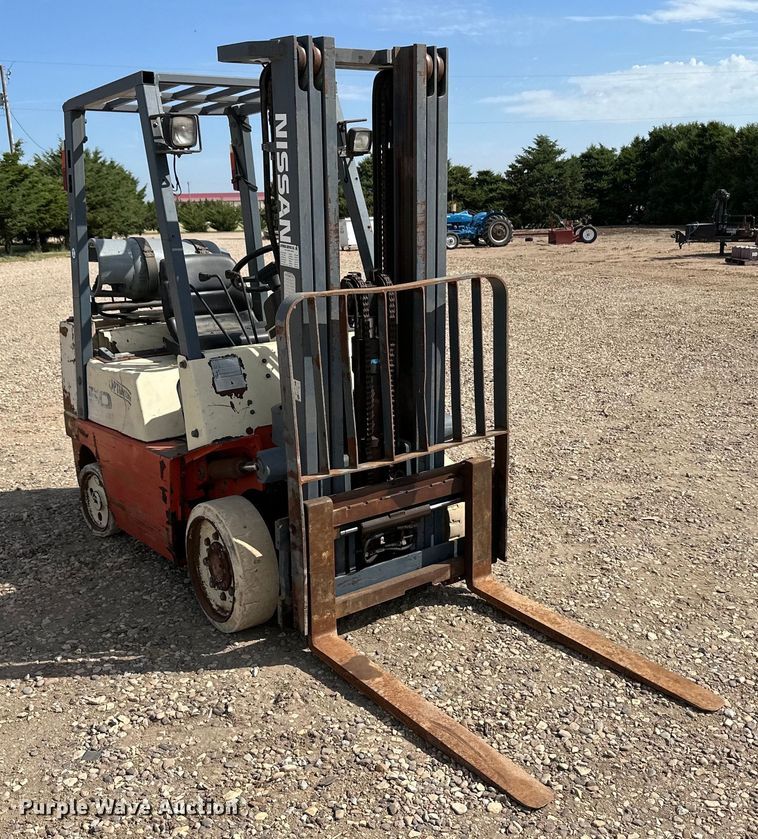 image for item OM9525 Nissan CPJ02A25PV forklift