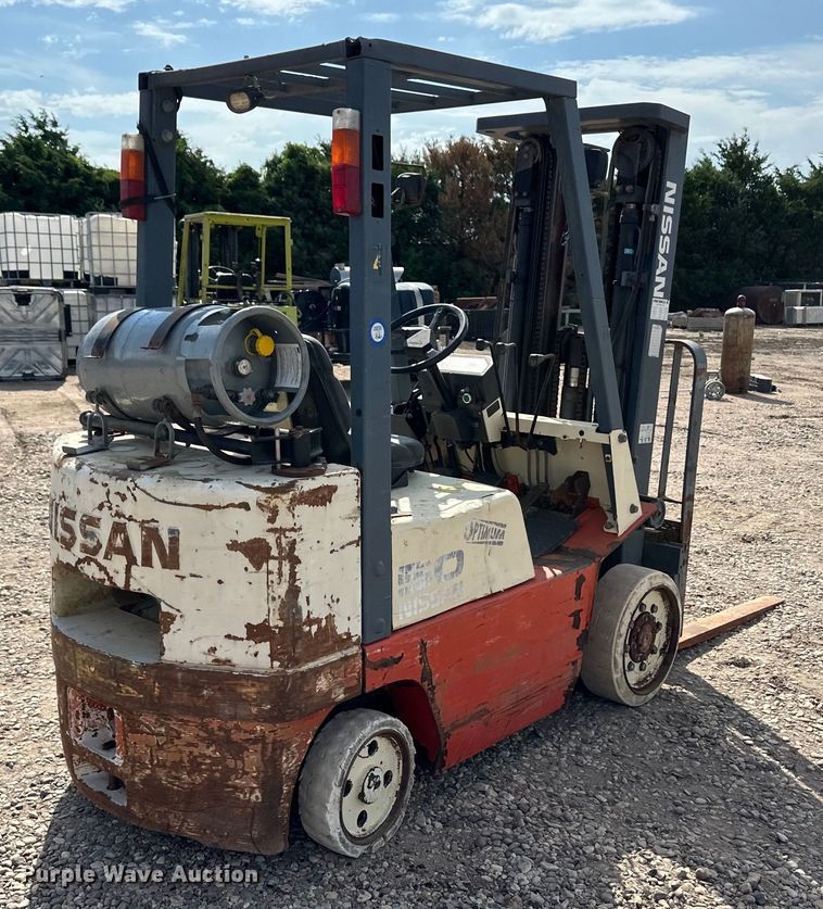 image for item OM9525 Nissan CPJ02A25PV forklift