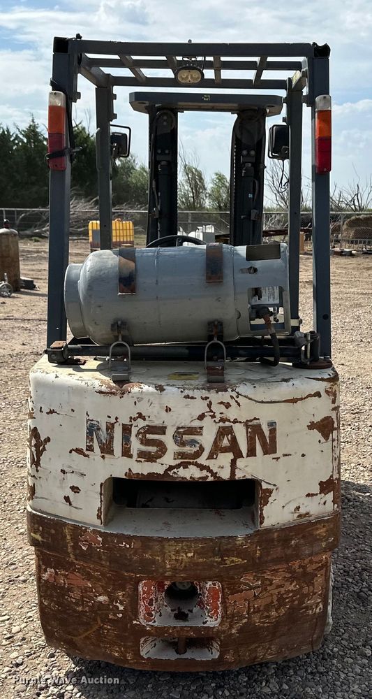 image for item OM9525 Nissan CPJ02A25PV forklift