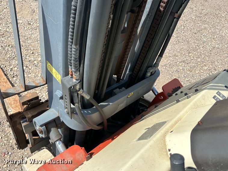 image for item OM9525 Nissan CPJ02A25PV forklift