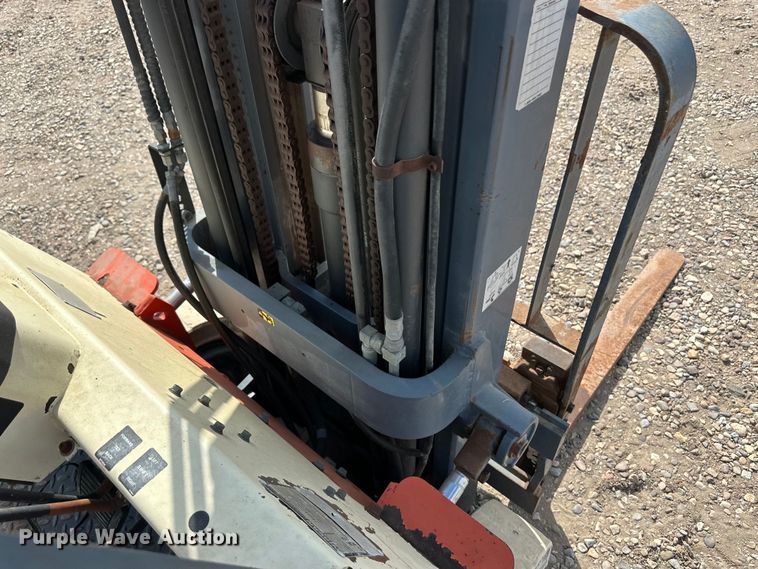 image for item OM9525 Nissan CPJ02A25PV forklift