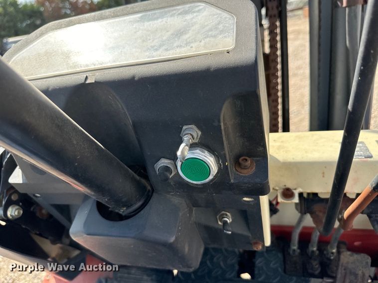 image for item OM9525 Nissan CPJ02A25PV forklift