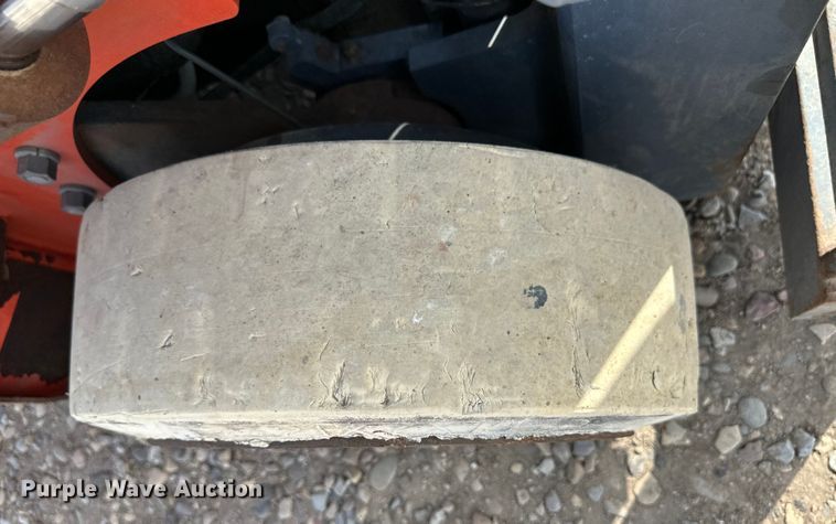 image for item OM9525 Nissan CPJ02A25PV forklift