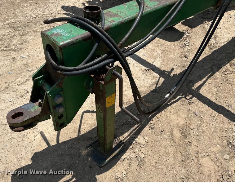 image for item OM9527 Great Plains Solid Stand 36 grain drill