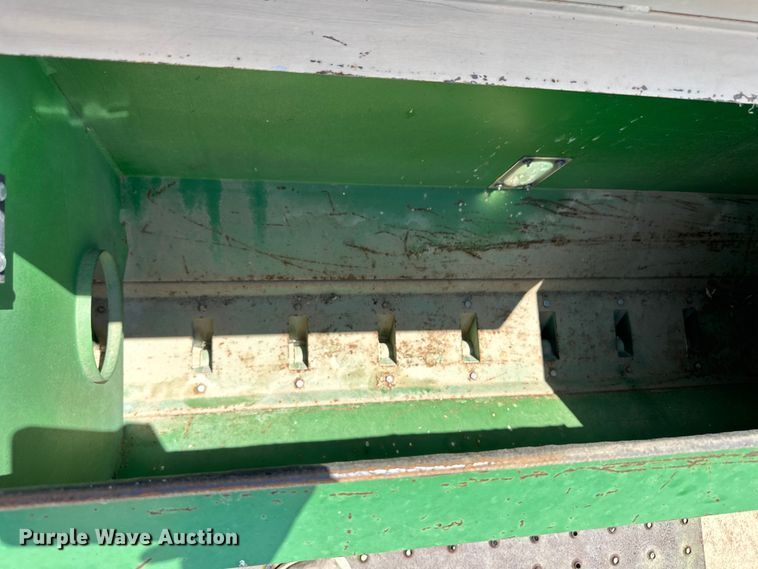 image for item OM9527 Great Plains Solid Stand 36 grain drill