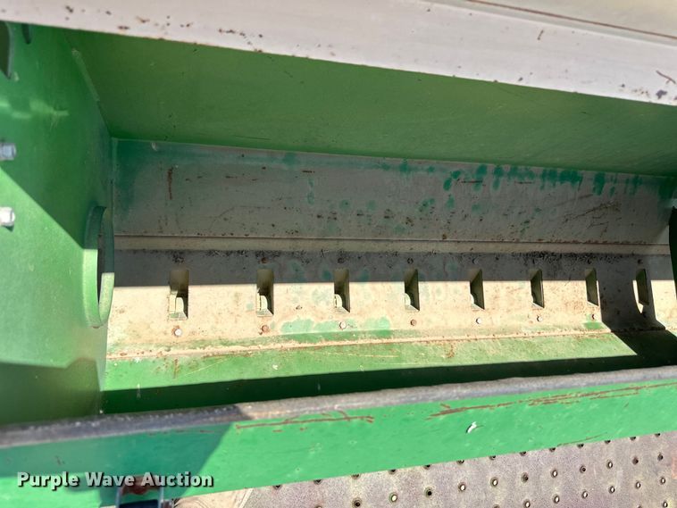 image for item OM9527 Great Plains Solid Stand 36 grain drill