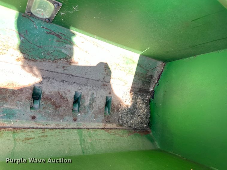 image for item OM9527 Great Plains Solid Stand 36 grain drill