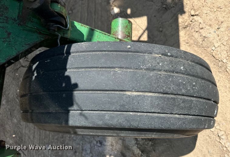 image for item OM9527 Great Plains Solid Stand 36 grain drill