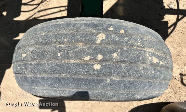 image for item OM9527 Great Plains Solid Stand 36 grain drill