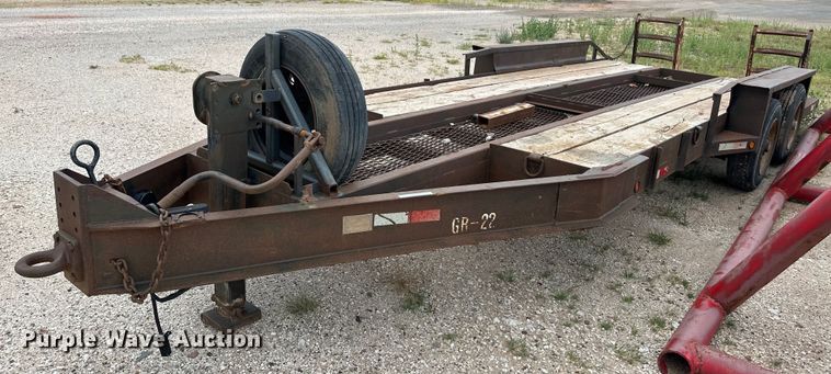 image for item OM9556 1998 Belshe T-18 equipment trailer