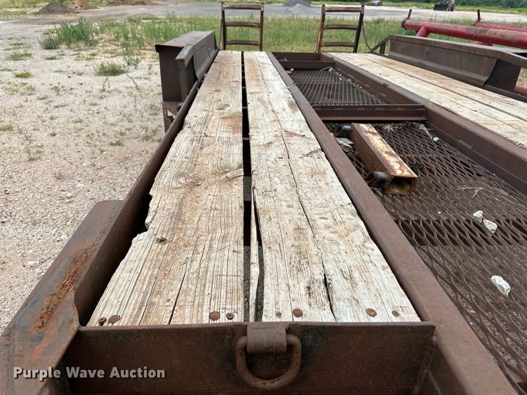 image for item OM9556 1998 Belshe T-18 equipment trailer