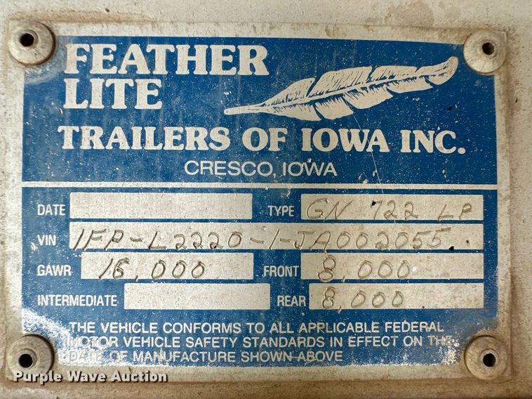 image for item OM9558 1988 Feather Lite GN 722 LP livestock trailer