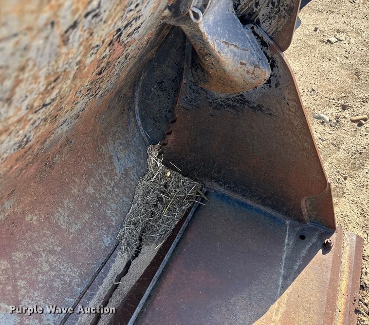 image for item OM9593 Fabick loader bucket