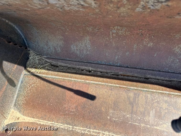 image for item OM9593 Fabick loader bucket