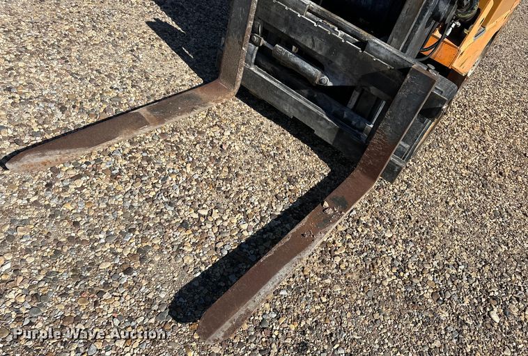 image for item OM9596 Clark C500-70 forklift