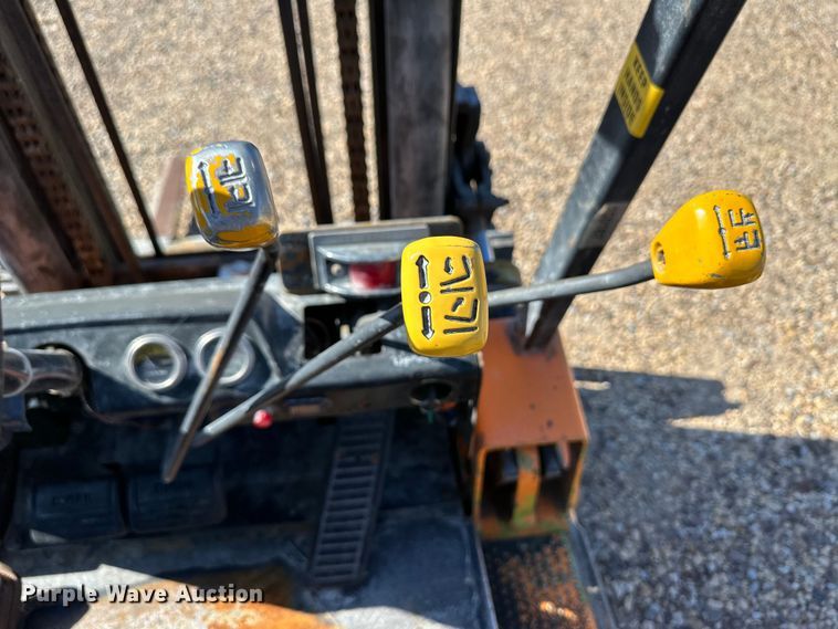 image for item OM9596 Clark C500-70 forklift