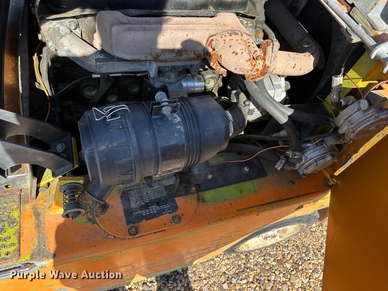 image for item OM9596 Clark C500-70 forklift