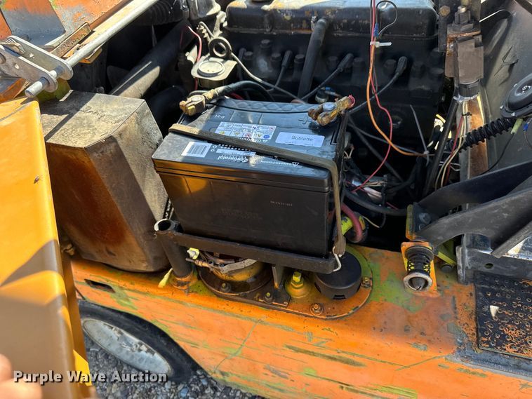 image for item OM9596 Clark C500-70 forklift