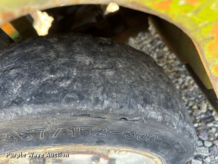 image for item OM9596 Clark C500-70 forklift